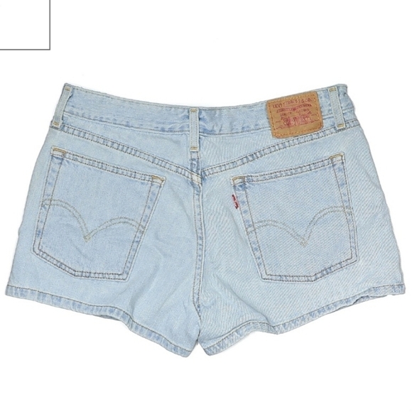 Levi's Light Wash 90's Booty Denim Jean Shorts 100% Cotton Juniors Size 11 EUC - Picture 2 of 4